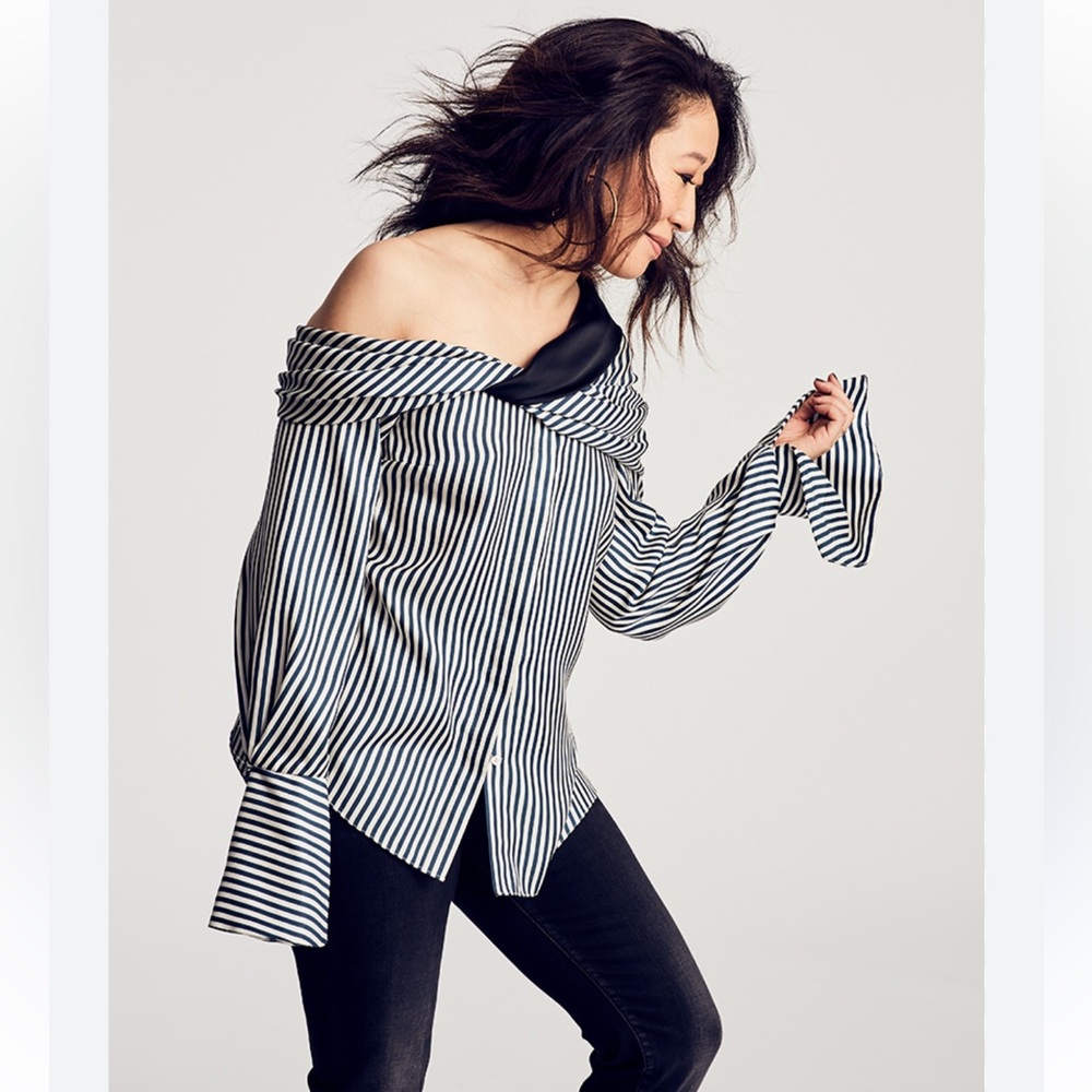 Off shoulders stripe skirt size S